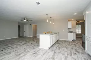 4702 Elmbrook Dr, Spring, TX 77388 - Photo 11