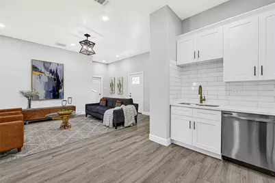 9805 Fabiola Drive, Houston, TX 77075 - Photo 11