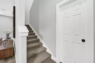 9805 Fabiola Dr, Houston, TX 77075 - Photo 13