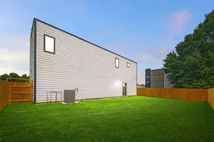 9805 Fabiola Dr, Houston, TX 77075 - Photo 3