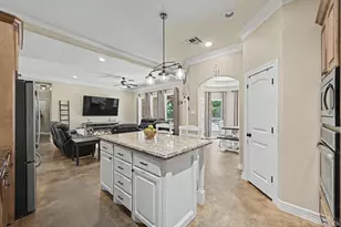 615 Weisinger Dr, Magnolia, TX 77354 - Photo 9