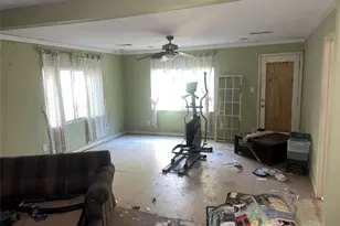 148 Juan Falcon, Livingston, TX 77351 - Photo 13