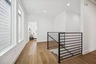7702 Sky Dweller Dr, Houston, TX 77055 - Photo 21
