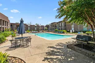 7575 Katy Fwy, Houston, TX 77024 - Photo 17