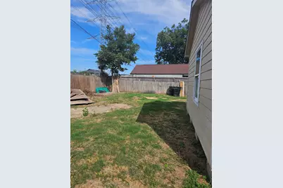5732 Gardendale Drive, Houston, TX 77092 - Photo 9