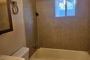 5732 Gardendale Dr, Houston, TX 77092 - Photo 5
