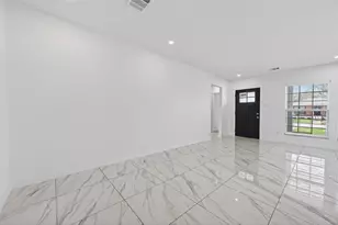 2202 Alabama St, Baytown, TX 77520 - Photo 11