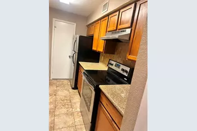 9700 Leawood Boulevard #1704, Houston, TX 77099 - Photo 7