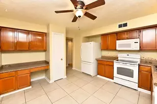 19211 Lazy Valley Dr, Katy, TX 77449 - Photo 9