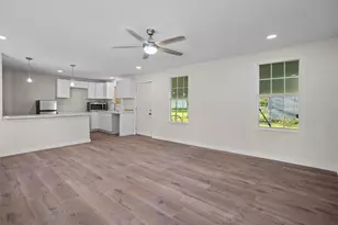 113 W Linn St, Huntington, TX 75949 - Photo 5