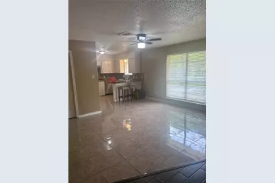 279 4th Street N, Van Vleck, TX 77482 - Photo 5
