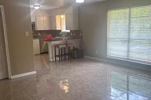 279 4th Street N, Van Vleck, TX 77482 - Photo 5