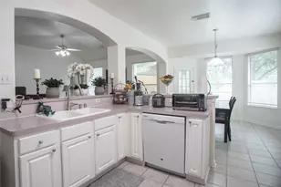 1727 Whispering Forest Dr, Kingwood, TX 77339 - Photo 15