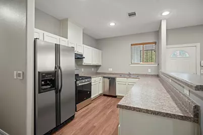 5215 Kingsbury Street, Houston, TX 77021 - Photo 3