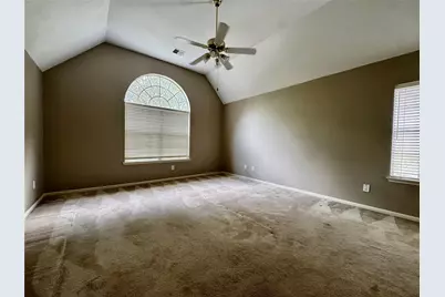 19 Bentgrass Place, The Woodlands, TX 77381 - Photo 9