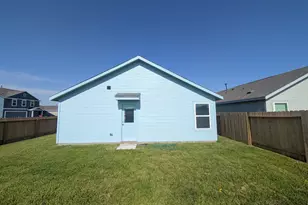 1304 Charlotte Wy, Wharton, TX 77488 - Photo 11