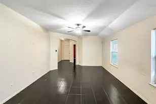 1831 Mickle Creek Dr, Houston, TX 77049 - Photo 9