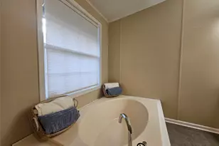 201 Brittany Ln, Cleveland, TX 77328 - Photo 33