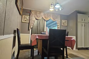 201 Brittany Ln, Cleveland, TX 77328 - Photo 11