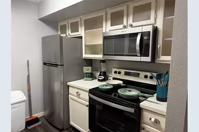 2120 El Paseo Street #207, Houston, TX 77054 - Photo 7