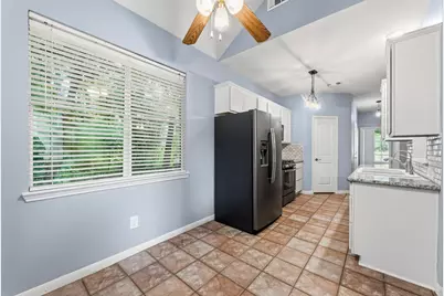 10407 Twin Oak Drive, Conroe, TX 77385 - Photo 15