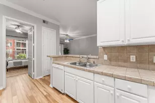 2400 McCue Rd, Houston, TX 77056 - Photo 11