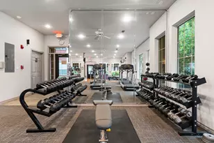 2400 McCue Rd, Houston, TX 77056 - Photo 23