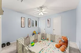 17403 Butte Creek Rd, Houston, TX 77090 - Photo 17