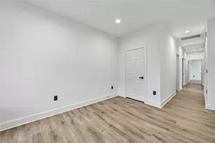 316 Clearwater St, Houston, TX 77029 - Photo 9