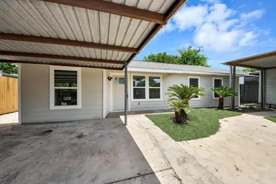 5111 Willow Glen Drive, Houston, TX 77033 - Photo 1