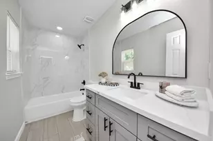 5111 Willow Glen Dr, Houston, TX 77033 - Photo 21