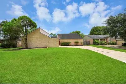 2219 Valley Manor Drive, Missouri City, TX 77489 - Photo 3