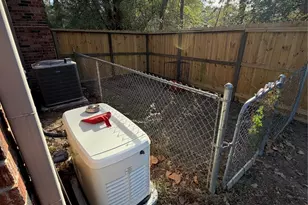 3103 Glade Springs Dr, Houston, TX 77339 - Photo 43