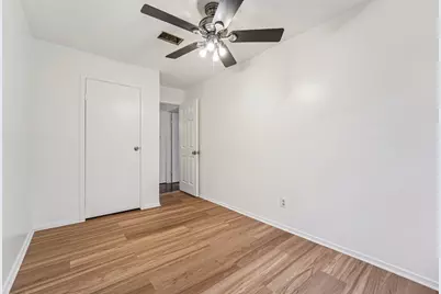 3103 Glade Springs Drive, Houston, TX 77339 - Photo 29