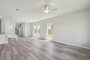 263 Charles Rdg Dr, Montgomery, TX 77316 - Photo 7