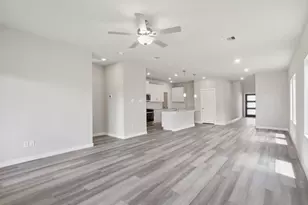 263 Charles Rdg Dr, Montgomery, TX 77316 - Photo 5