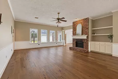 304 Melodywood Drive, Friendswood, TX 77546 - Photo 7