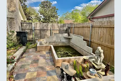 1119 Pinecroft Drive, Sugar Land, TX 77498 - Photo 25