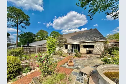 1119 Pinecroft Drive, Sugar Land, TX 77498 - Photo 3