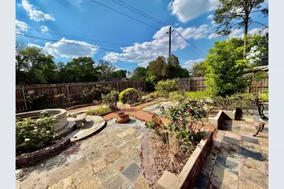 1119 Pinecroft Drive, Sugar Land, TX 77498 - Photo 33