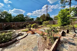 1119 Pinecroft Dr, Sugar Land, TX 77498 - Photo 33