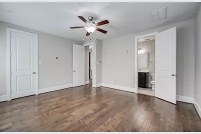 11023 Acorn Falls Drive, Houston, TX 77043 - Photo 7