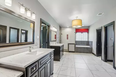 405 Old Orchard Drive, Dickinson, TX 77539 - Photo 17