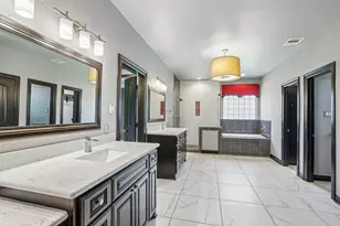 405 Old Orchard Dr, Dickinson, TX 77539 - Photo 17
