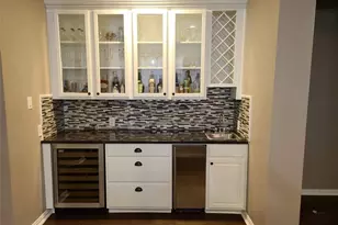 106 W Arbor Camp Cir, The Woodlands, TX 77389 - Photo 13