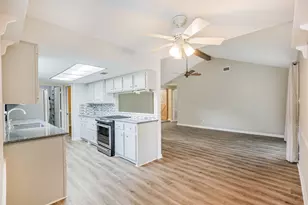 11334 Sagehill Dr, Houston, TX 77089 - Photo 17