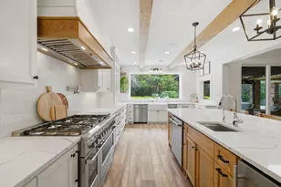 10426 Waterstone Estates Court, Tomball, TX 77375 - Photo 13