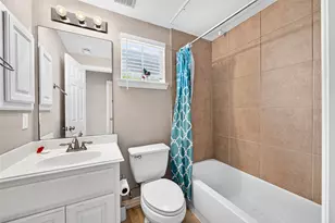 7122 Laguna Villas, Houston, TX 77036 - Photo 9