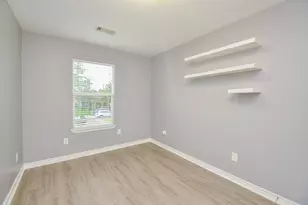 303 Vincent St, Houston, TX 77009 - Photo 11