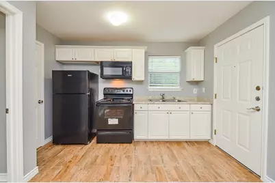 303 Vincent Street #A, Houston, TX 77009 - Photo 5